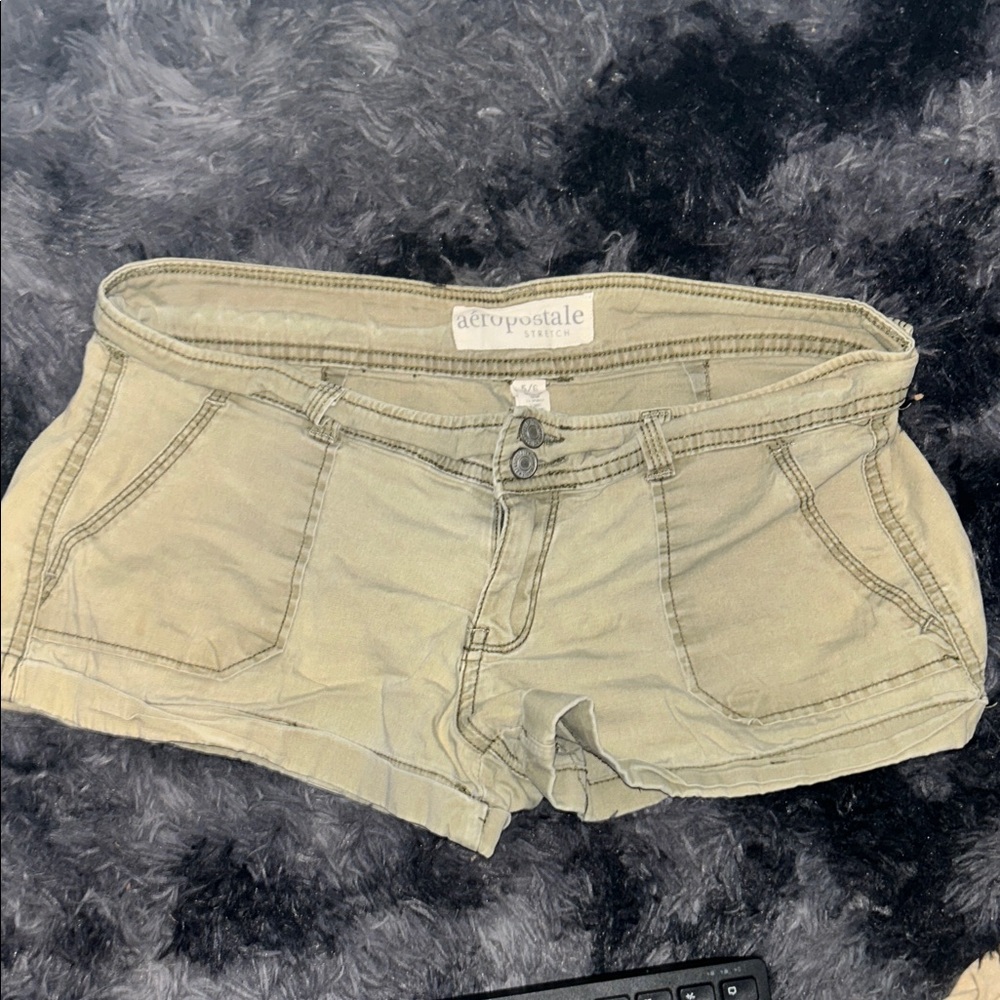 Aeropostale Women's Khaki shorts